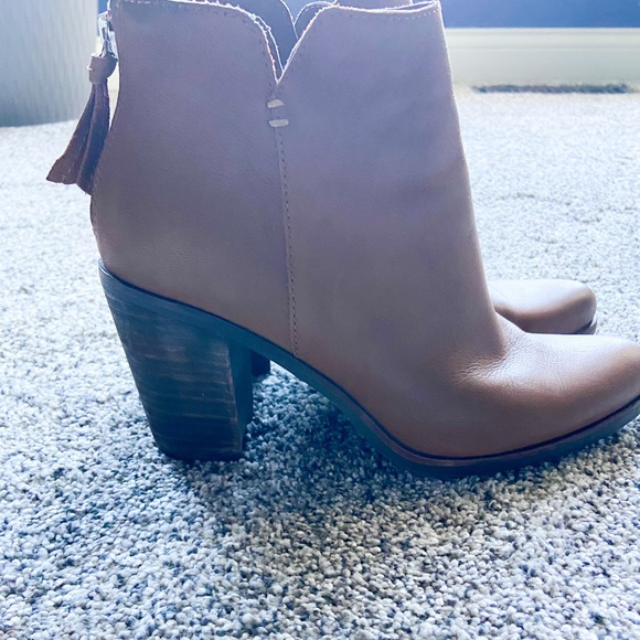 Bp Jett Lea Brown Cognac Leather Stack Block Heeled Ankle bootie - Picture 6 of 9